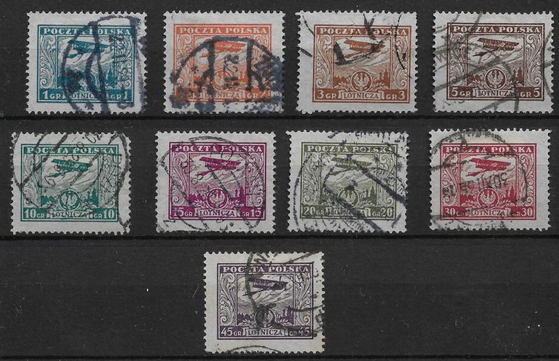 1925 Poland C1-9 complete Airmail set used.