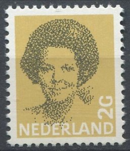 Netherlands Sc#626 MNH, 2g yel brn & blk, Queen Beatrix - 1981-1990 - Type 'S...