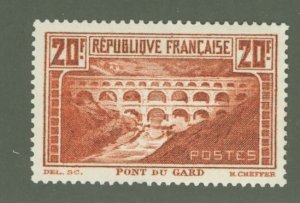 France #253 Unused Single