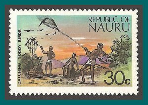 Nauru 1973 Catching Birds, 30c MNH #102,SG110