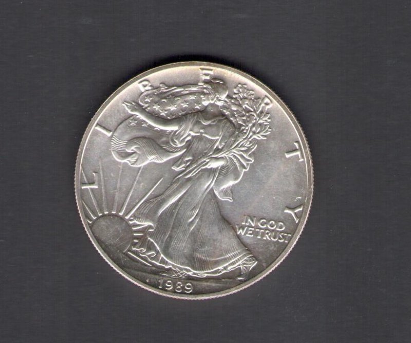 1989 UNITED STATES, 1 Liberty Dollar, (Eagle) - Silver BU