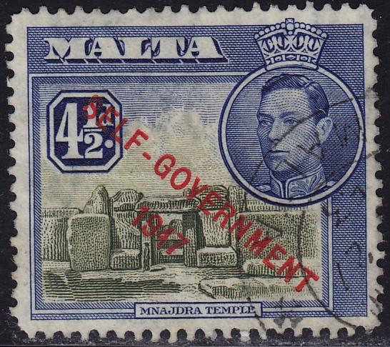 Malta - 1953 - Scott #240 - used - Mnaidra Temple
