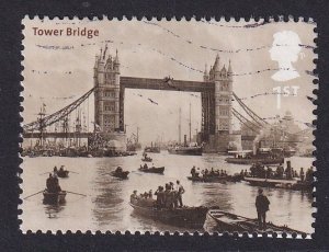 Great Britain  #2070  used 2002  tower bridge  1st