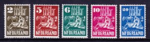 Netherlands - Scott #B214-B218 - MH - See description - SCV $61