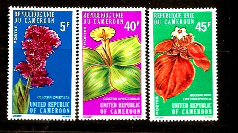 Cameroun Sc 599-601 NH issue of 1975 - Tropical plants - Flowers