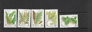 RUSSIA 5572-76 MNH FLORA R10-172