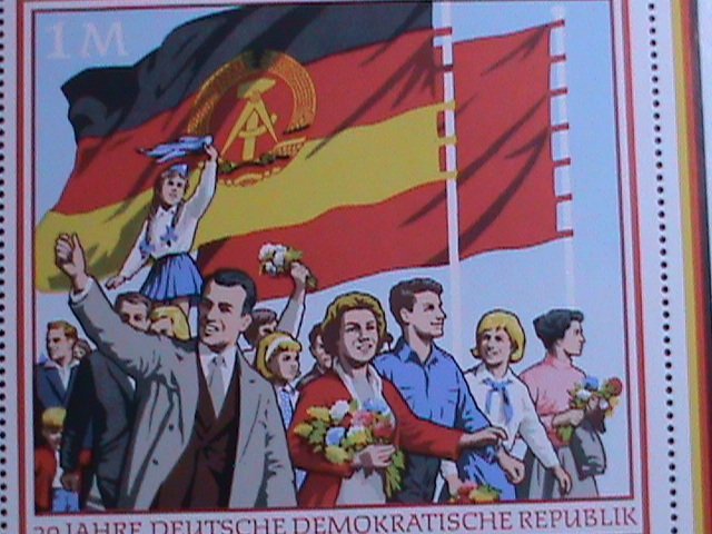 ​GERMANY-DDR1969 SC#1145 PEOPLES AND FLAGS -MNH S/S VERY FINE HARD TO FIND