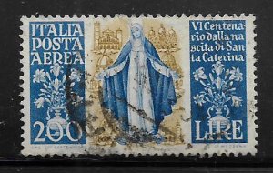 ITALY C128 USED  ST. CATHERINE WITH OUTSTRETCHED ARMS