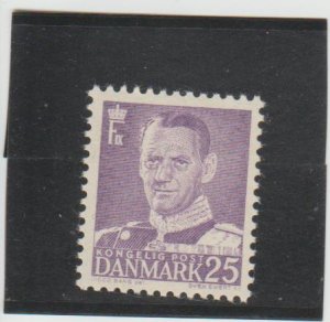 Denmark  Scott#  354  MNH  (1955 Frederik IX)