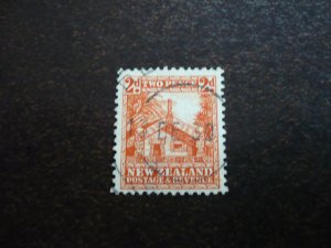 Stamps - New Zealand - Scott# 206 - Used Part Set of 1 Stamp