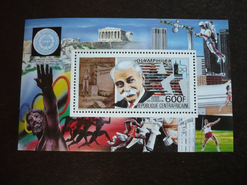 Stamps - Central African Republic - Scott# 693 - Mint Hinged Souvenir Sheet