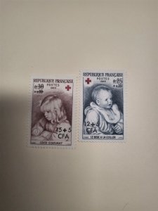 Stamps Reunion Scott #B22-3 nh