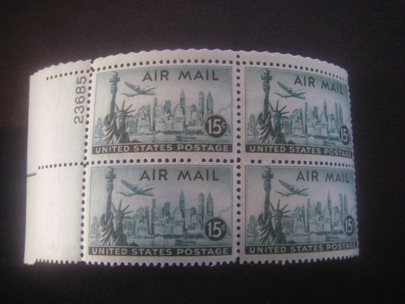 Scott C35, 15c New York Skyline, PB4 #23685 UL, MNH Airmail Beauty