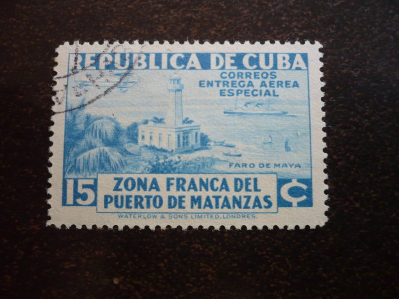 Stamps - Cuba - Scott# E8, CE1, Used Set of 2 Stamps