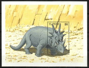 Saint Vincent Stamp 2054  - Styracosaurus