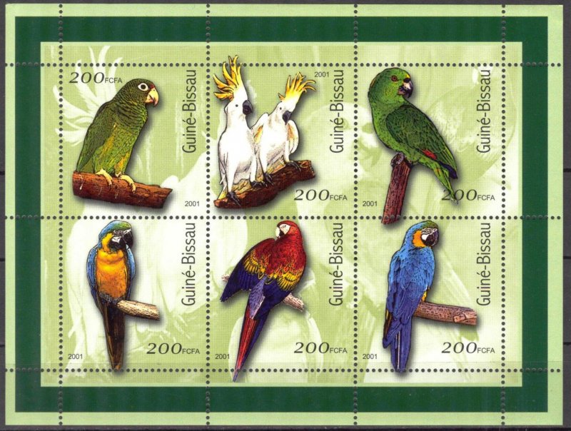 Guinea Bissau 2001 Birds Parrots Sheet MNH