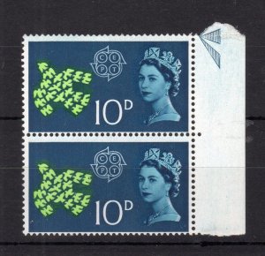 10d CEPT MOUNTED MINT PAIR + BLUE COLOUR SHIFT