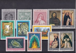 SA21b Vatican 1972 - 1974 selection of mint stamps