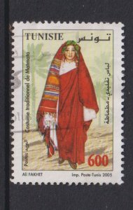 Tunisia  #1368  used 2005  traditional bridal costume Matmata 600m