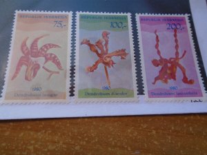 Indonesia  #  1107-09  MNH  Flowers