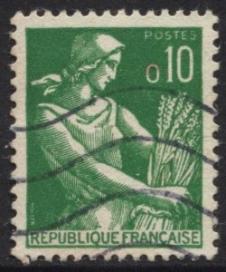 France #939 Farm Woman Used CV$0.30