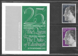 1972 25th wedding anniv of queen  Presentation pack UNMOUNTED MINT