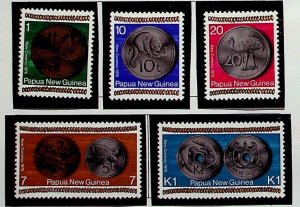 Papua New Guinea Sc 410-14 MNH SET of 1975 - Coins history on stamps