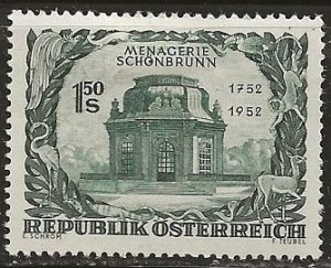 Austria ^  Scott # 580 - MH