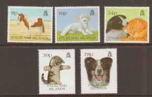 1993 Falkland Islands 598-602 Cats and dogs 15,00 €