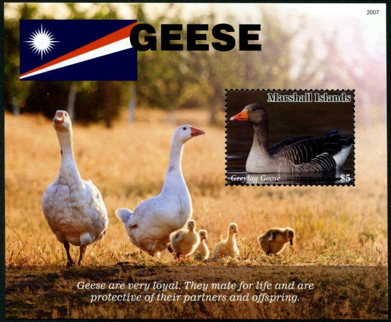 HERRICKSTAMP NEW ISSUES MARSHALL ISLANDS Geese Souvenir Sheet