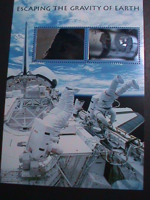 ​UNITED STATES-SC#3411 ESCAPING THE GRAVITY OF EARTH- HOLOGRAM MNH S/S VF-RARE