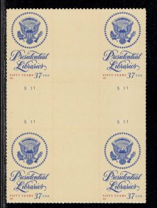 UNITED STATES SC# 3930 CROSS GUTTER BLK/4 VF/NH