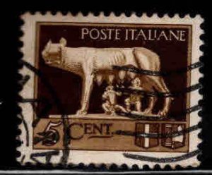 Italy Scott 213 Used She-wolf suckling Romulus and Remus Stamp