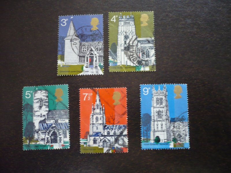 Stamps - Great Britain - Scott# 671-675 - Used Set of 5 Stamps