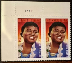 US # 3996 Hattie McDaniel pair w/plate # 39c 2006 Mint NH