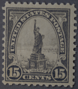 United States #566 15 Cent Statue of Liberty MNH