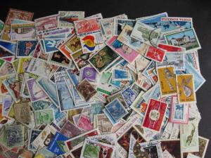 Collection breakup! ROMANIA 695 different, up to 2005 some mixed condition