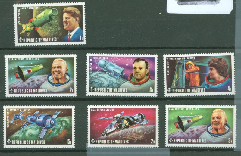 Maldive Islands #472-478  Single (Complete Set)