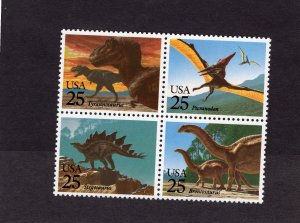 2422-2425 Prehistoric Animals, MNH blk/4