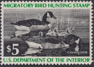 RW43 U.S. 1976 Federal Duck Stamp $5.00 issue MNH CV $12.50