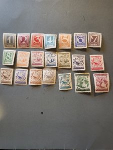 Stamps Austria 303-24 hinged