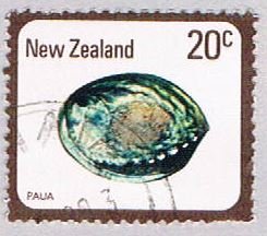 New Zealand 674 Used Paua Shell 1 1968 (BP52510)