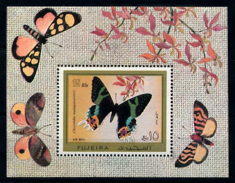 [98890] Fujeira 1971 Insects Butterflies Souvenir Sheet MNH