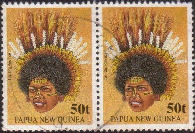 Papua New Guinea 1991 SG660 50t Tribal Head-dress pair FU