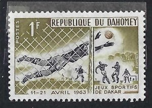 Dahomey 173 MOG SOCCER V608