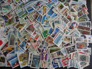 Canada collection 2000 different U old-2015.Face same=reg/ex-bklt/diff perfs etc 