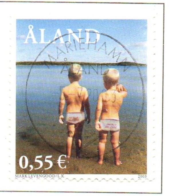 Aland Finland Sc 215 2003 Bpys on Beach stamp used