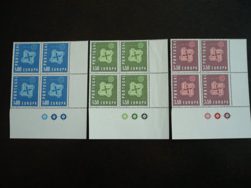 Europa 1961 - Portugal - Set - Blocks with Selvedge