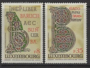 LUXEMBOURG SG1110/1 1983 LUXEMBOURG CULTURE ECHTERNACH ABBEY GIANT BIBLE MNH