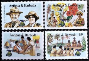 1985 Antigua and Barbuda 885-888 75 years of Scouting 11,00 €